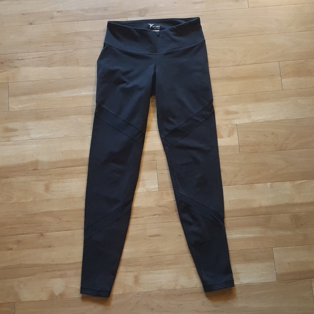 Old Navy Black Mesh Cutout Compression Leggings
